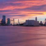 Skyline Rotterdam met prachtige zonsondergang