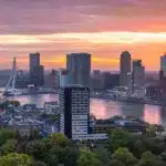 Panorama foto skyline Rotterdam - zonsopkomst