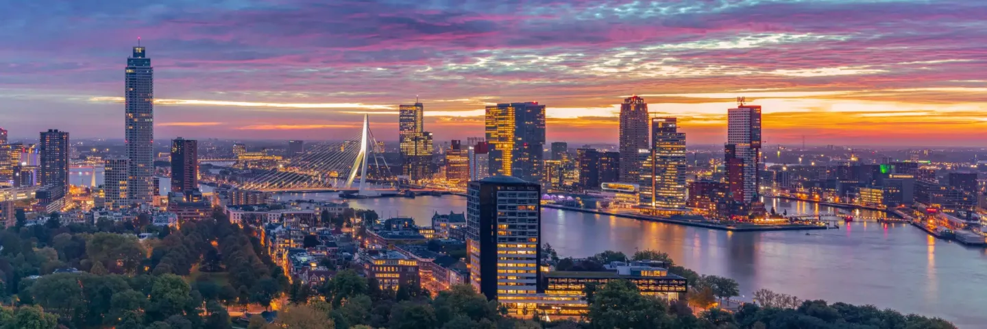 Panorama foto van de skyline van Rotterdam (Vanaf Euromast)